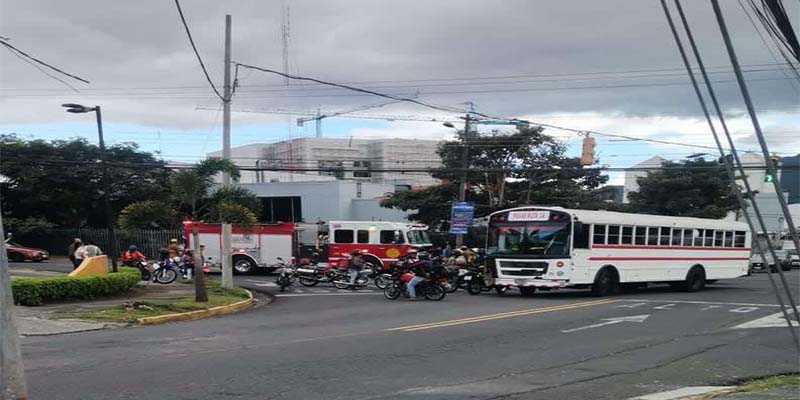 Noticias: Periodista Manuel Alejandro Flores Fernández