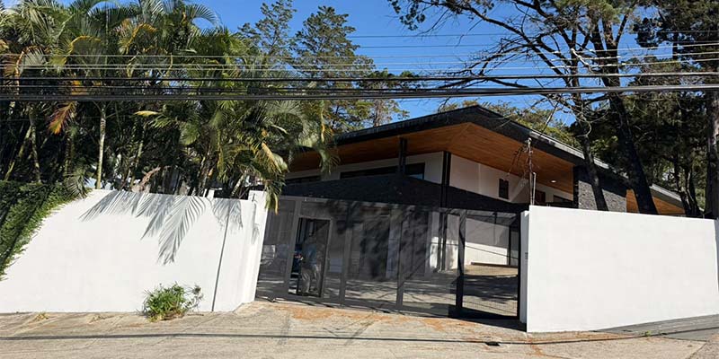 Noticias: Periodista Manuel Flores