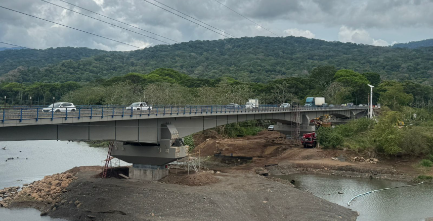 Nacionales: Manuel Flores