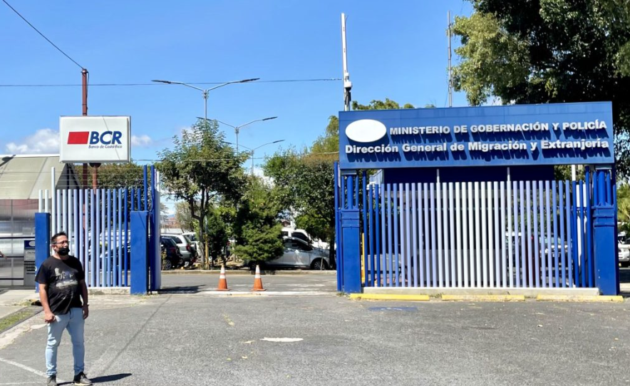 Nacionales: Periodista Manuel Flores