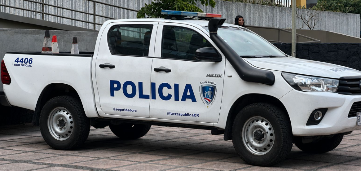 Noticias: Periodista Manuel Flores