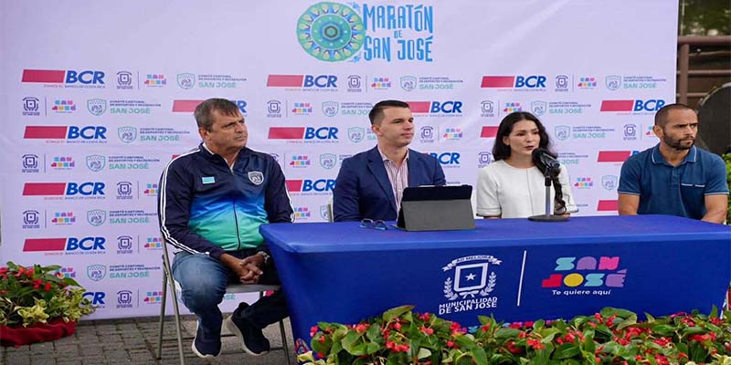 Deportes: Periodista Manuel Flores