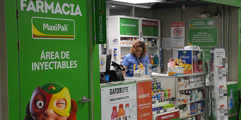 Negocios: Periodista Manuel Flores