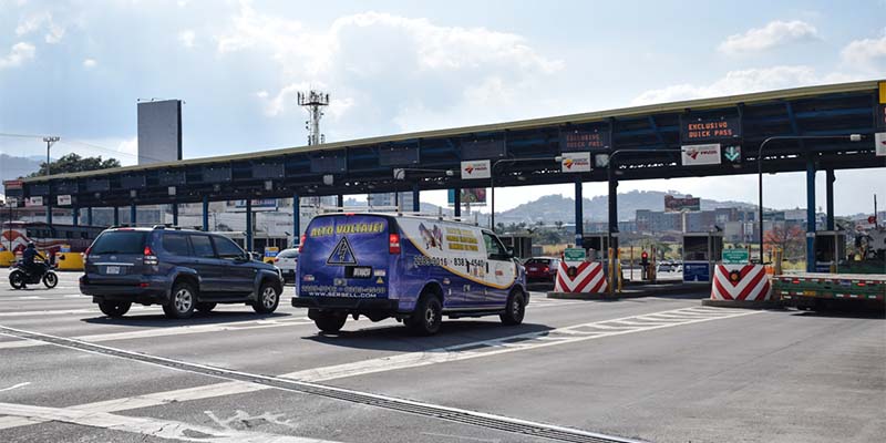 Noticias: Periodista Manuel Flores