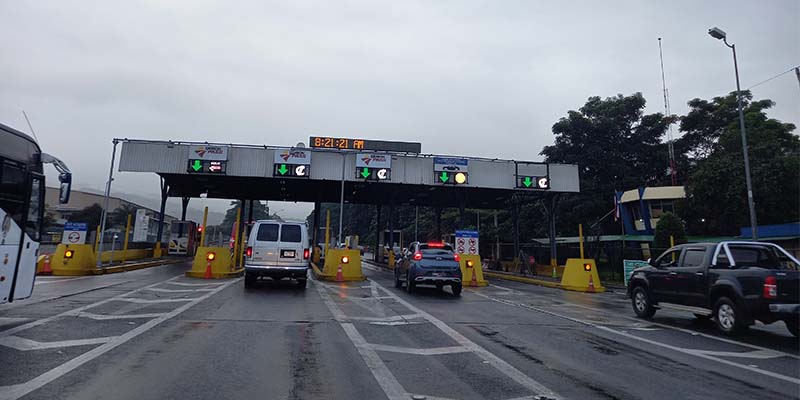 Noticias: Periodista Manuel Flores