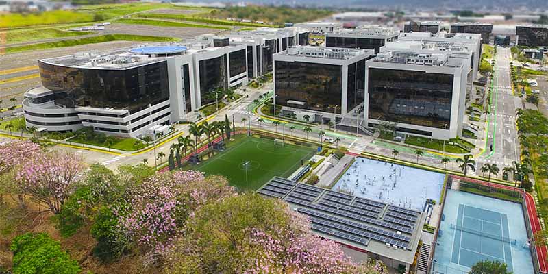 Deportes: Periodista Manuel Flores