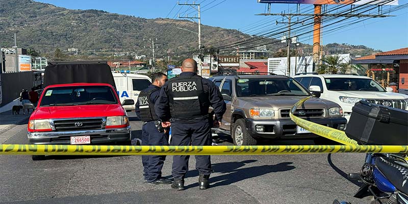 Noticias: Periodista Manuel Flores